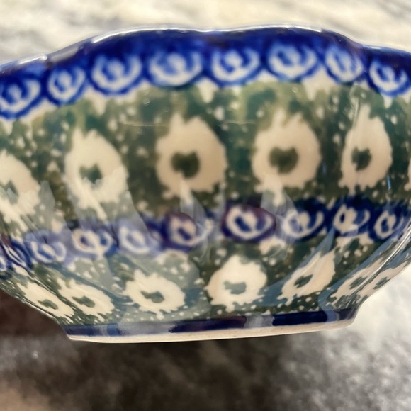 Polish Pottery Ceramika Artystyczna Unikat Small Scalloped Bowl 4 1/2”X 1 1/2” - Picture 3 of 3